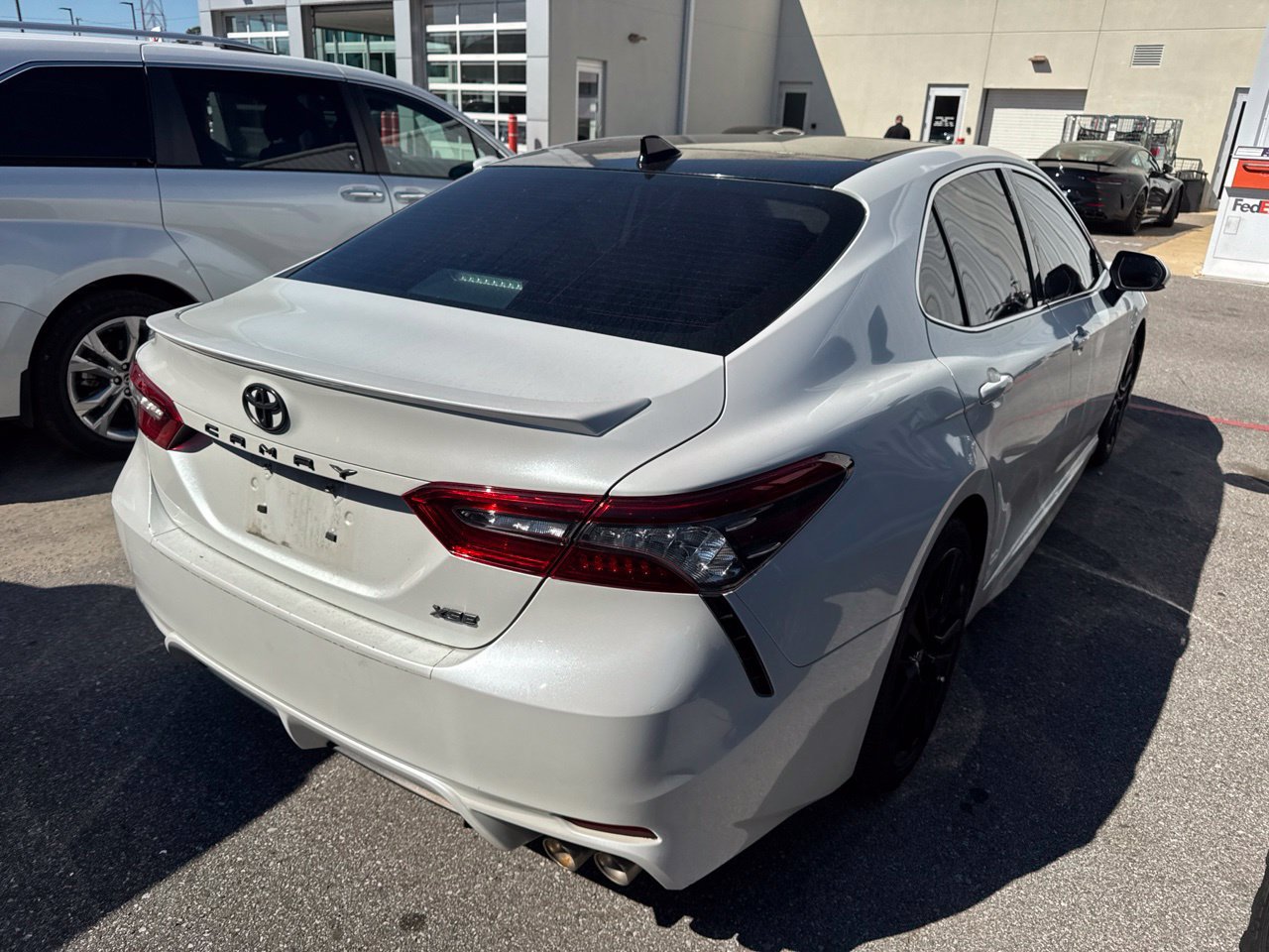 Used 2021 Toyota Camry XSE FWD image 7