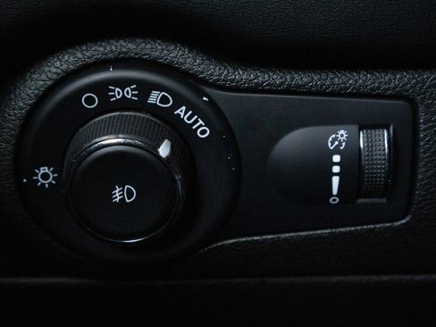 Used 2023 Dodge Durango R/T AWD/4WD image 25