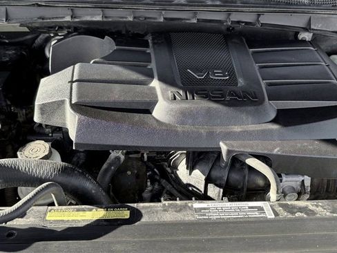 Used 2021 Nissan Titan PRO-4X w/ Pro-4x Utility Package image 10