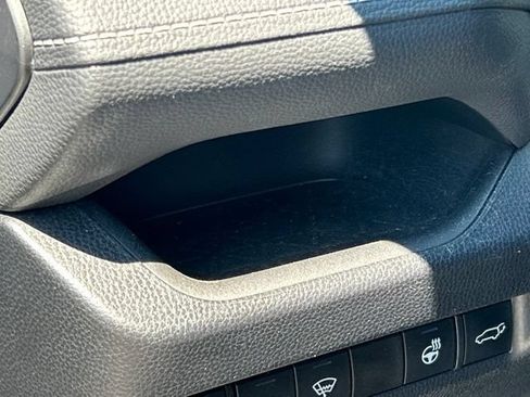 Certified 2021 Toyota RAV4 XLE Premium AWD/4WD image 21
