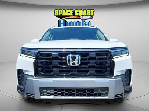 New 2026 Honda Pilot Elite image 3