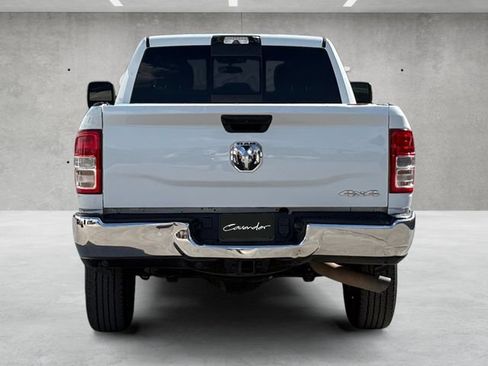 Used 2024 RAM 2500 Tradesman w/ Chrome Appearance Group AWD/4WD image 15