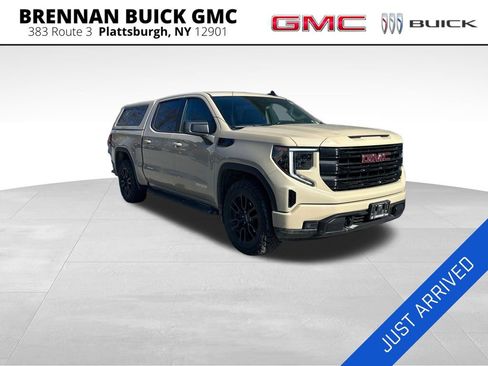 Used 2023 GMC Sierra 1500 Elevation AWD/4WD image 2
