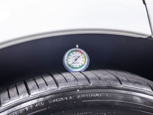 Used 2022 Land Rover Range Rover Sport SVR image 47