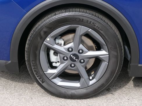 Used 2025 Kia K4 LXS image 10