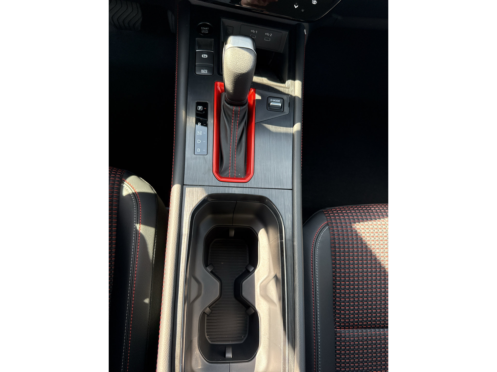 New 2027 Nissan Kicks SR AWD/4WD image 9