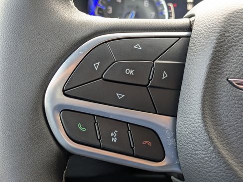 New 2026 Chrysler Voyager LX image 24