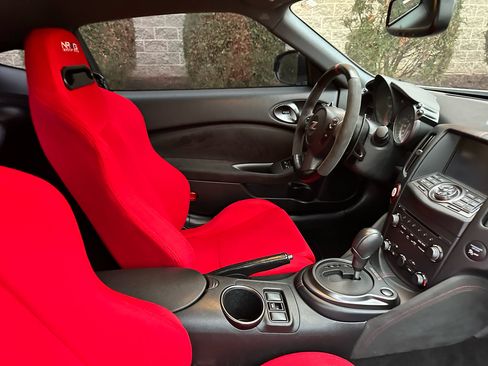 Used 2019 Nissan 370Z NISMO image 51