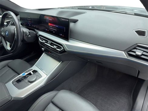 Used 2023 BMW i4 eDrive35 image 40