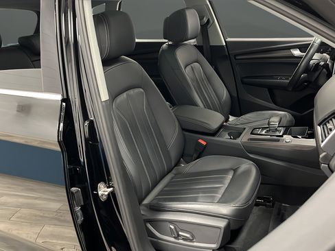 Used 2023 Audi Q5 2.0T Premium w/ Convenience Package AWD/4WD image 25
