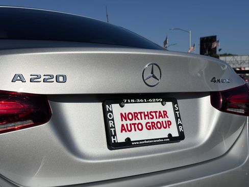 Used 2022 Mercedes-Benz A 220 A 220 image 7