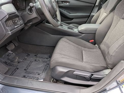 Used 2025 Honda Accord LX image 24