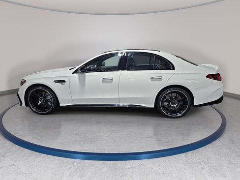 New 2026 Mercedes-Benz E 53 AMG e 4MATIC Sedan image 8