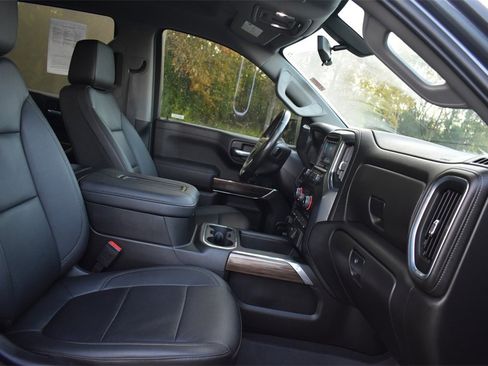 Used 2022 Chevrolet Silverado 1500 RST image 18