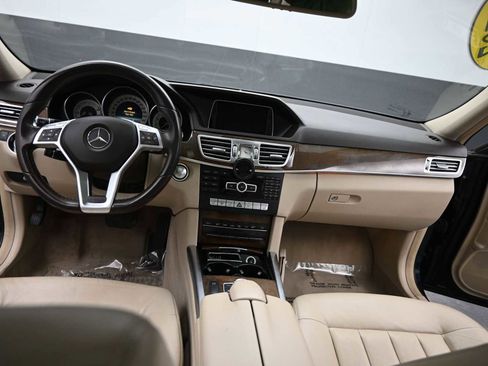 Used 2014 Mercedes-Benz E 350 E 350 Sport image 21