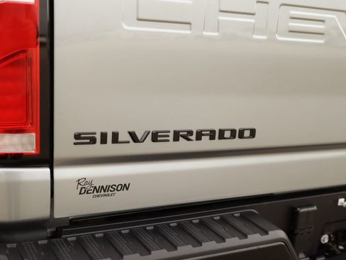 Used 2025 Chevrolet Silverado 2500 LT w/ Trail Boss Package AWD/4WD image 32