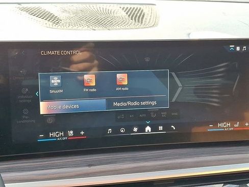 Certified 2024 BMW X5 xDrive40i w/ M Sport Package image 20