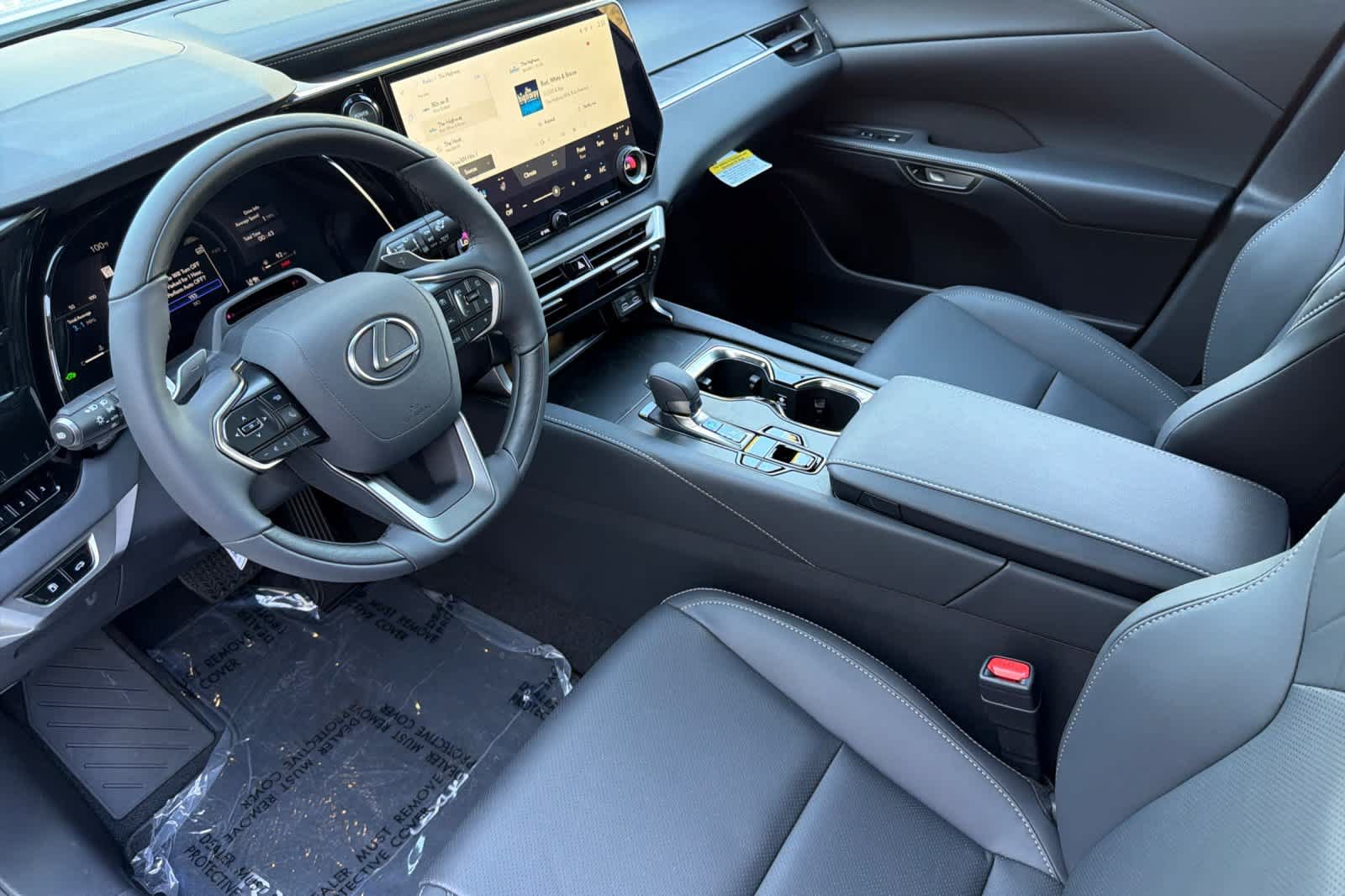 New 2026 Lexus RX 350h AWD/4WD image 11