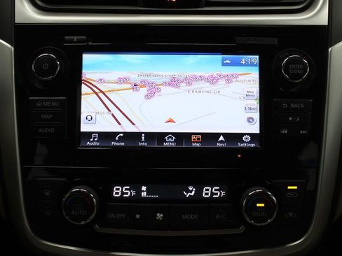 Used 2018 Nissan Altima 2.5 SL w/ 2.5 SL Technology Package image 15