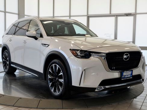 Certified 2024 MAZDA CX-90 Plug-In Hybrid w/ Premium Pkg AWD/4WD image 2