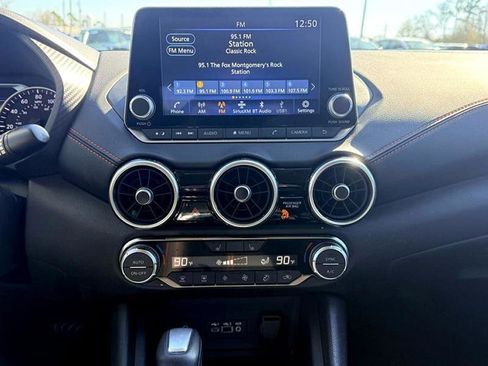 Used 2025 Nissan Sentra SR w/ Midnight Edition image 28