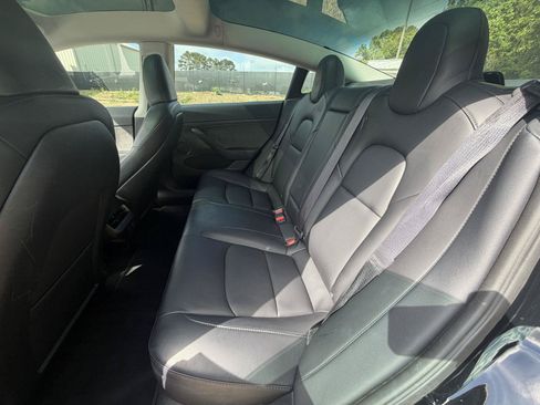 Used 2023 Tesla Model 3 Standard Range RWD image 13