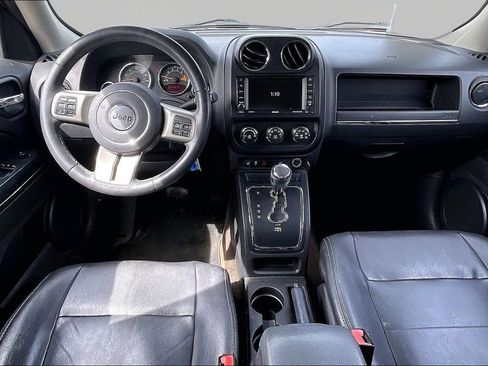 Used 2014 Jeep Patriot Limited w/ Sun/Sound Group image 8