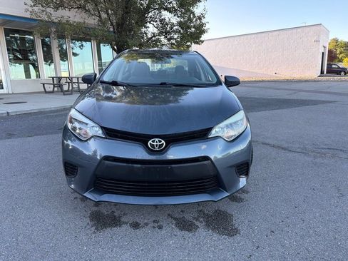 Used 2015 Toyota Corolla L FWD image 2