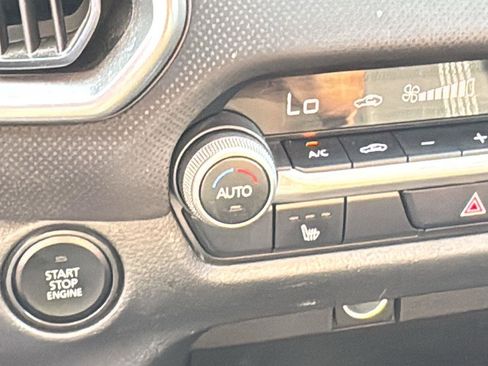 Used 2024 MAZDA CX-50 AWD 2.5 S w/ Preferred Package image 18