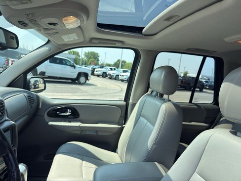Used 2008 Chevrolet TrailBlazer LT w/ Sun And Sound Package AWD/4WD image 25
