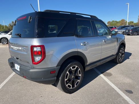 Used 2021 Ford Bronco Sport Outer Banks w/ Outer Banks Package (96D) image 4