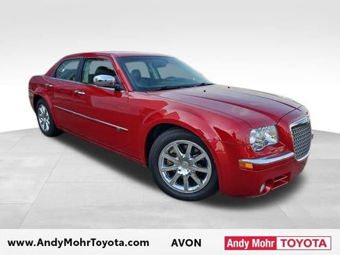 Used 2009 Chrysler 300 C w/ Luxury Group II image 1