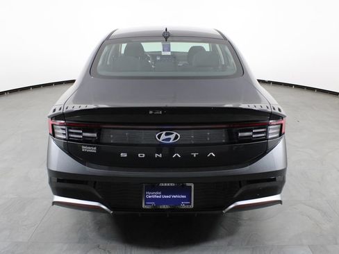 Certified 2026 Hyundai Sonata SEL FWD image 11