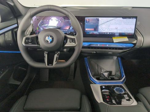 Used 2025 BMW X3 xDrive30i w/ M Sport Package image 4