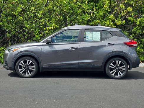 Used 2020 Nissan Kicks SV w/ Exterior Package FWD image 7
