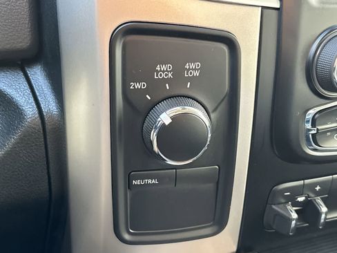 Used 2017 RAM 2500 Big Horn image 25