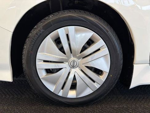 Certified 2023 Nissan Leaf S image 12