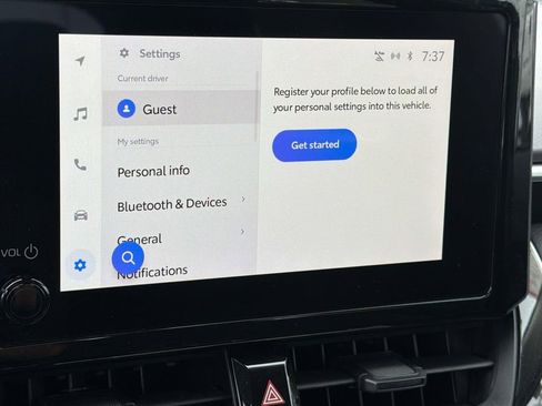 Certified 2025 Toyota Corolla LE image 18