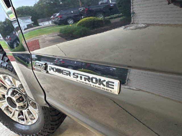 Used 2018 Ford F250 Lariat w/ Lariat Ultimate Package AWD/4WD image 36