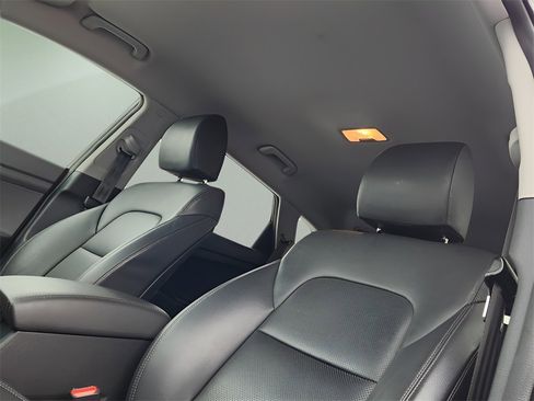 Certified 2021 Hyundai Tucson Limited image 17