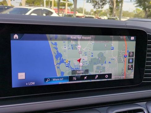 Used 2022 Mercedes-Benz Maybach GLS 600 4MATIC image 21