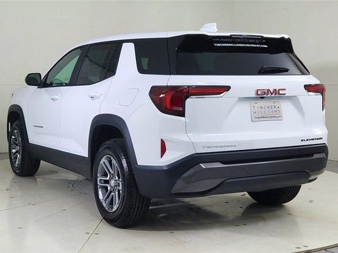 Used 2026 GMC Terrain Elevation image 5