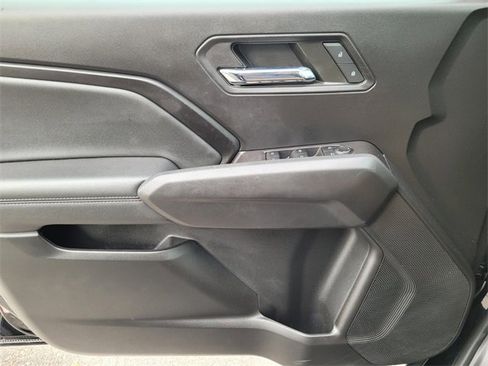 Used 2023 Chevrolet Colorado LT w/ LT Convenience Package II image 27