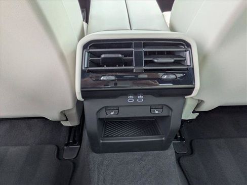 Used 2025 BMW i5 M60 w/ Executive Package AWD/4WD image 17