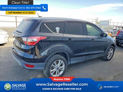 Used 2017 Ford Escape SE AWD/4WD image 4