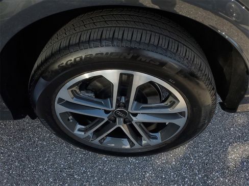 Used 2025 Audi Q5 Premium Plus w/ Premium Plus image 29