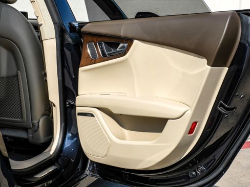 Used 2016 Audi A7 3.0T Premium Plus w/ 20" Wheel & Tire Package image 42