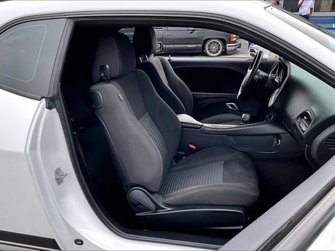 Used 2017 Dodge Challenger SXT w/ Sound Group RWD image 27