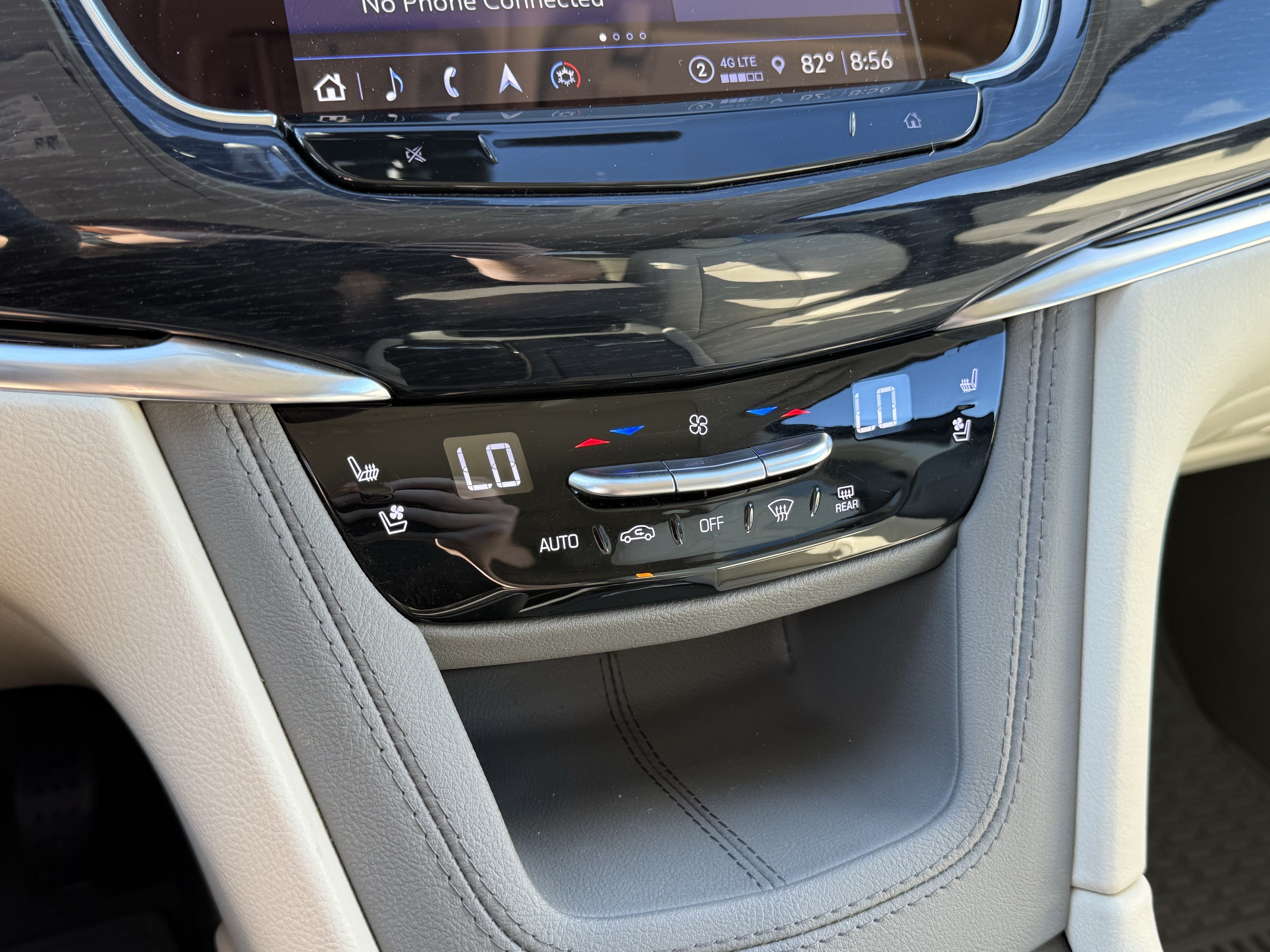 Used 2025 Cadillac XT6 Premium Luxury w/ Technology Package FWD image 33