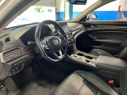 Used 2019 Honda Accord Touring image 22